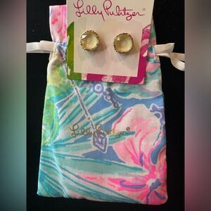 NWT Lilly Pulitzer Stud Earrings -Resort White